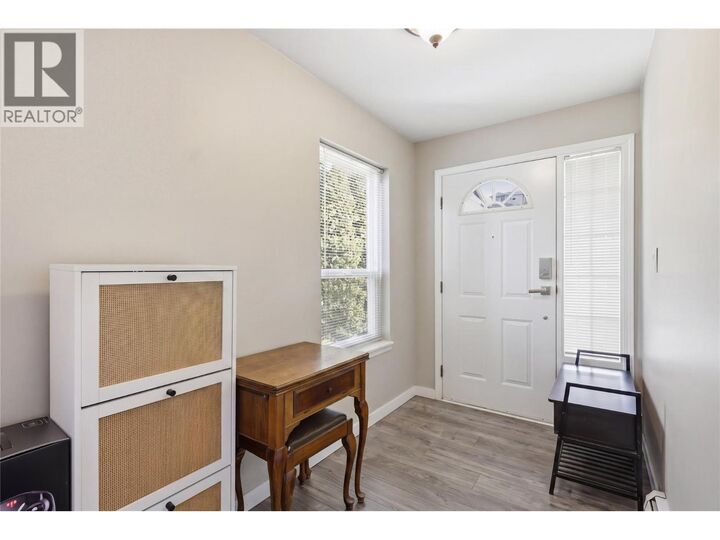 Property Photo: 750 Dunrobin Drive 7 BC V1S 1X3