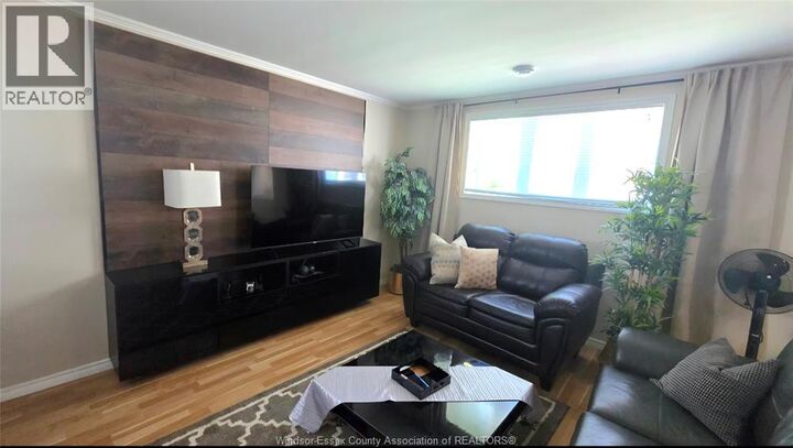 Property Photo: 1811 Northway Avenue 4 ON N9B 3M1