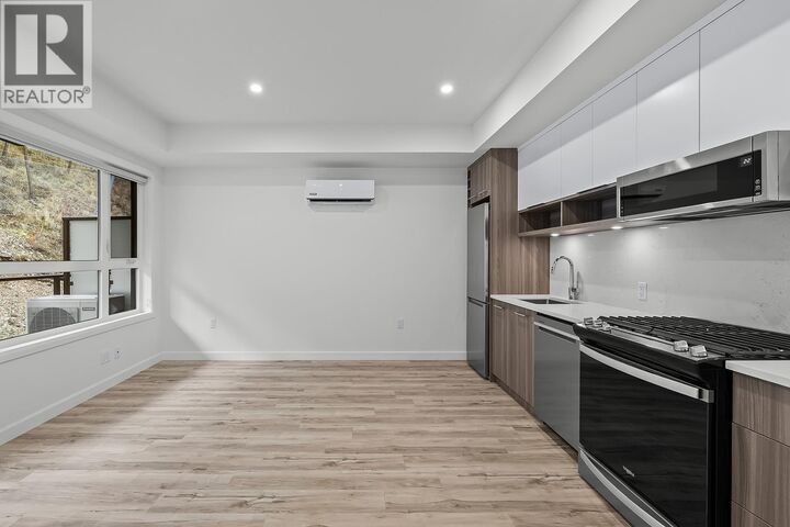 Property Photo: 630 Boynton Place 415 BC V1V 3B8