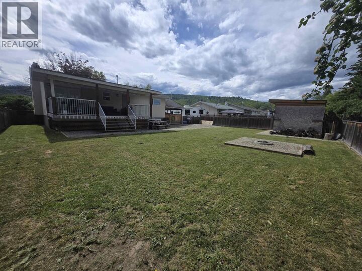 Property Photo: 437 Robertson Avenue BC V2J 3L3