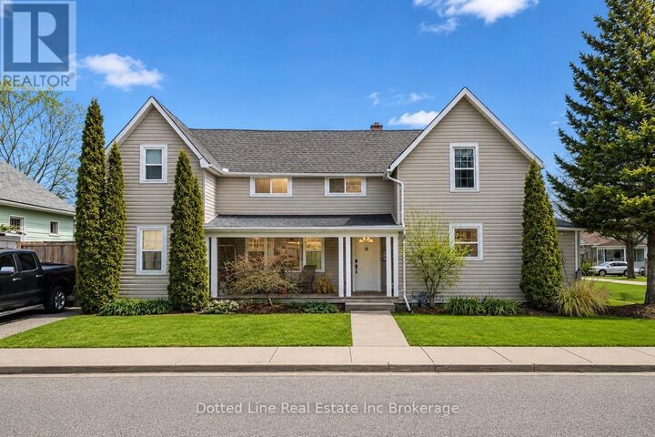 19 Wolf Street — photo 1