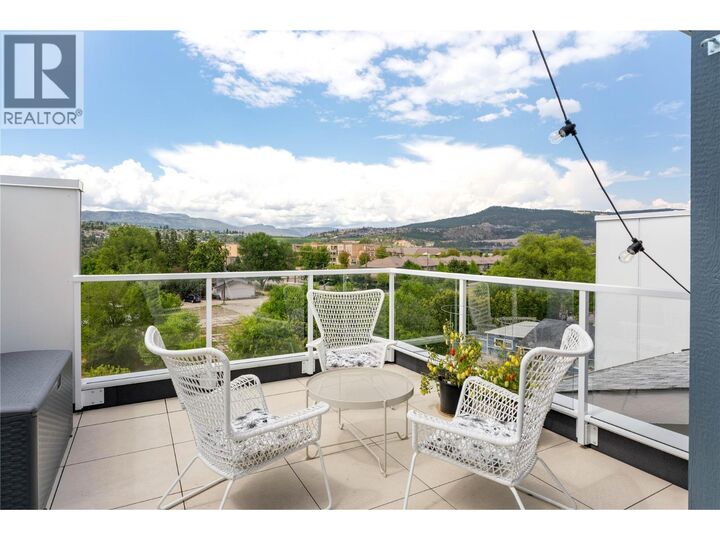 Property Photo: 3719 Woodsdale Road 17 BC V4V 1X2