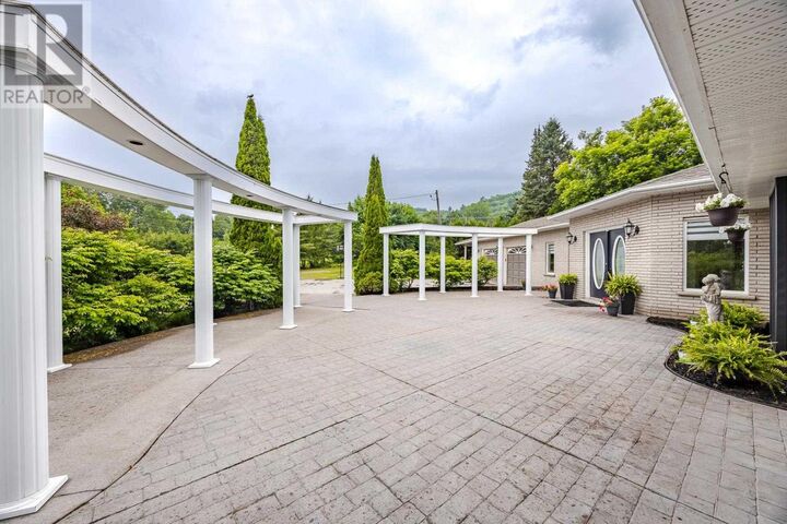 Property Photo: 840 Walls Rd ON P6A 6K4