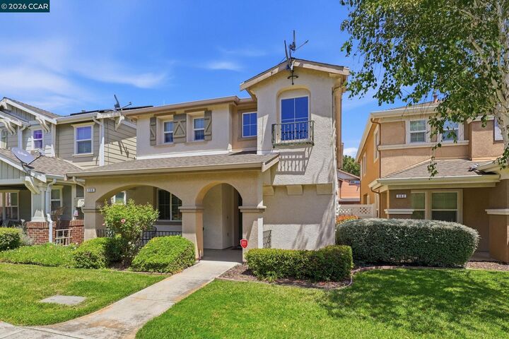 Property Photo: 356 Turnstone Circle CA 94565