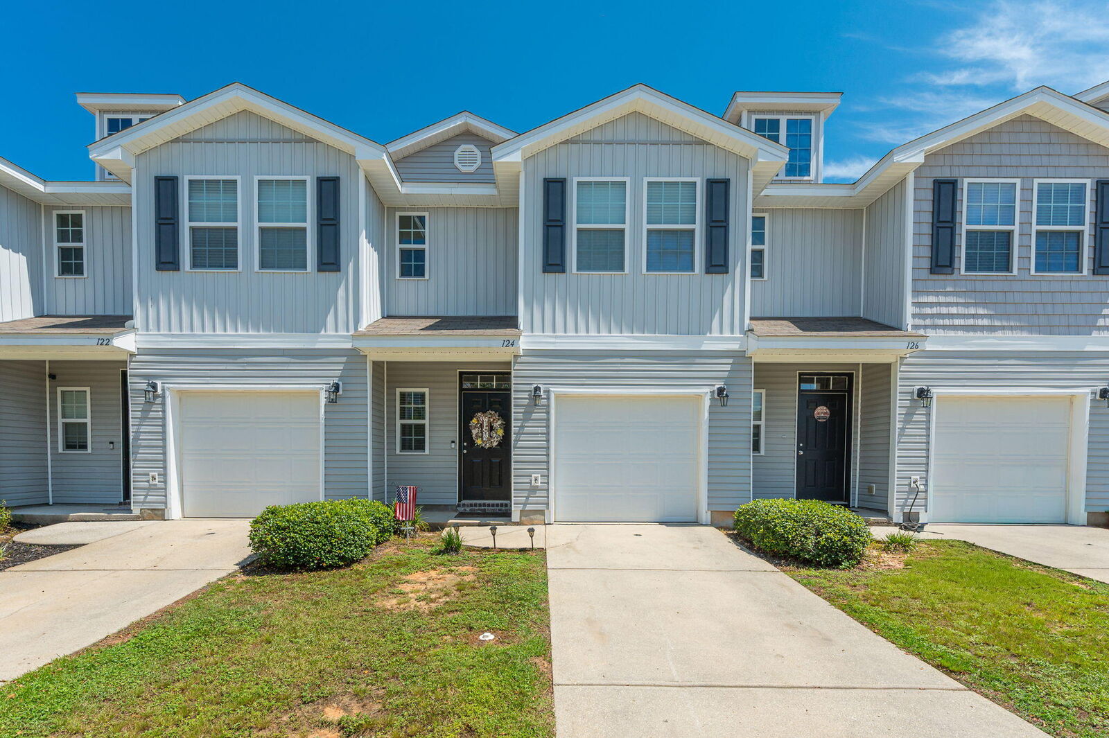 Property Photo:  124 E Iron Horse Drive  FL 32539 
