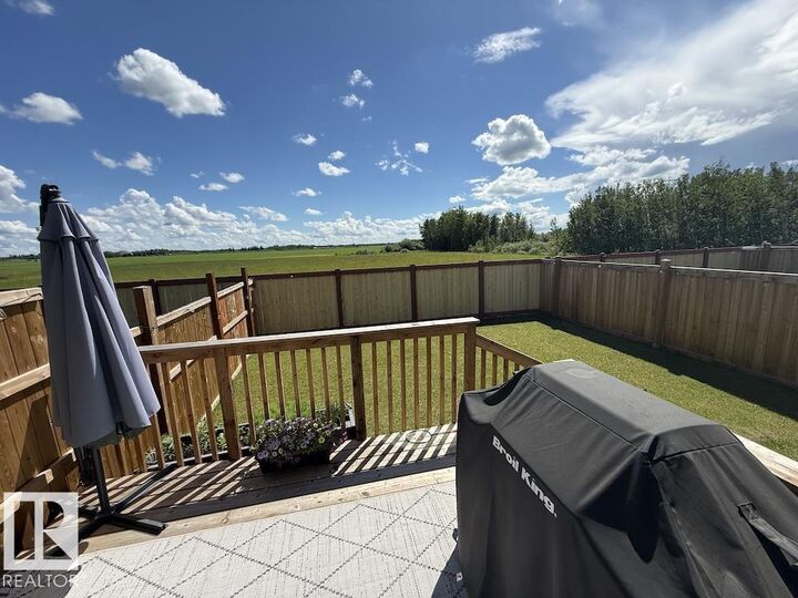 Property Photo: 15 Sturtz Place AB T9E 1M6