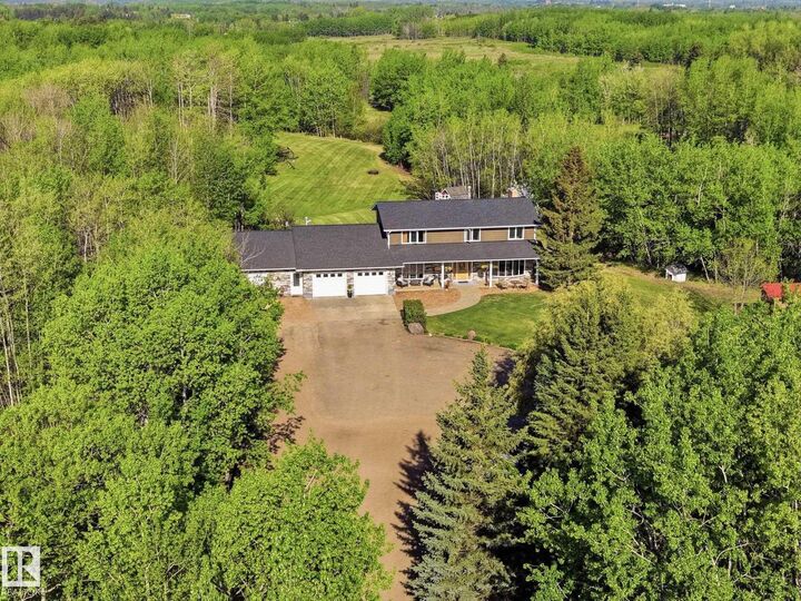 Property Photo:  51408 Rge Road 224  AB T8C 1H5 