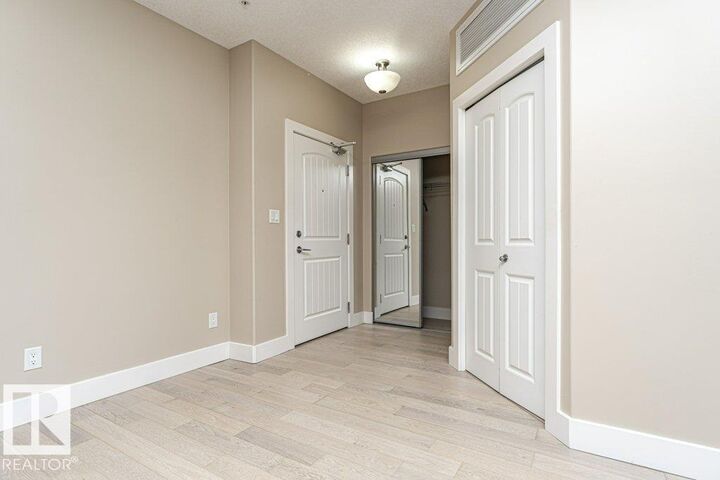 Property Photo:  6079 Maynard Way NW 256  AB T6R 0S4 