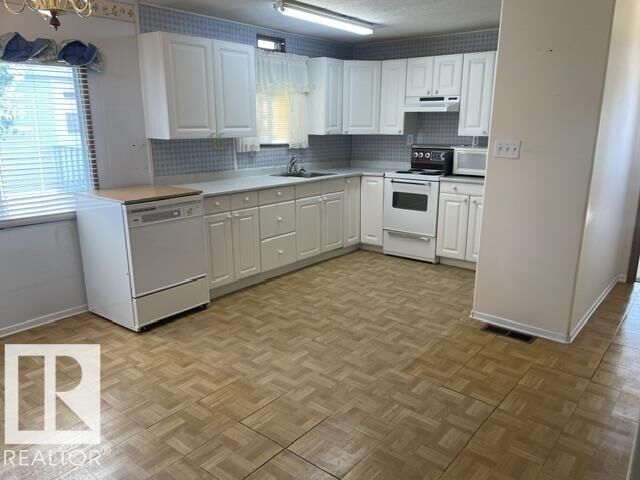Property Photo: 422 Evergreen Park NW AB T5Y 4M2