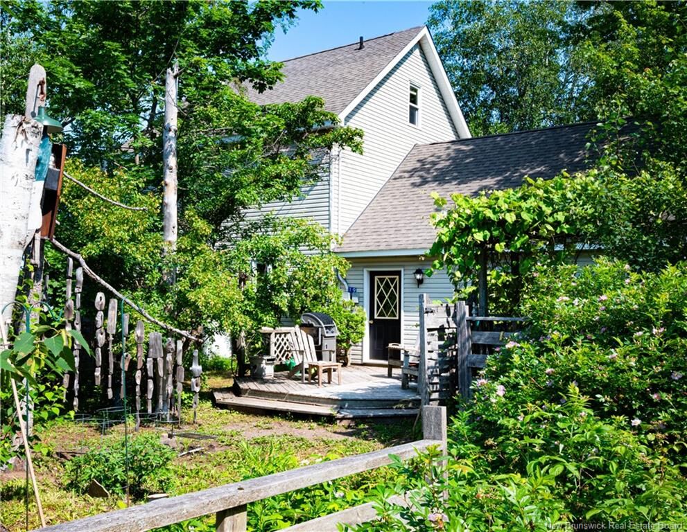 Property Photo:  19 Chemin Du Petit Bois  NB E4P 7K4 