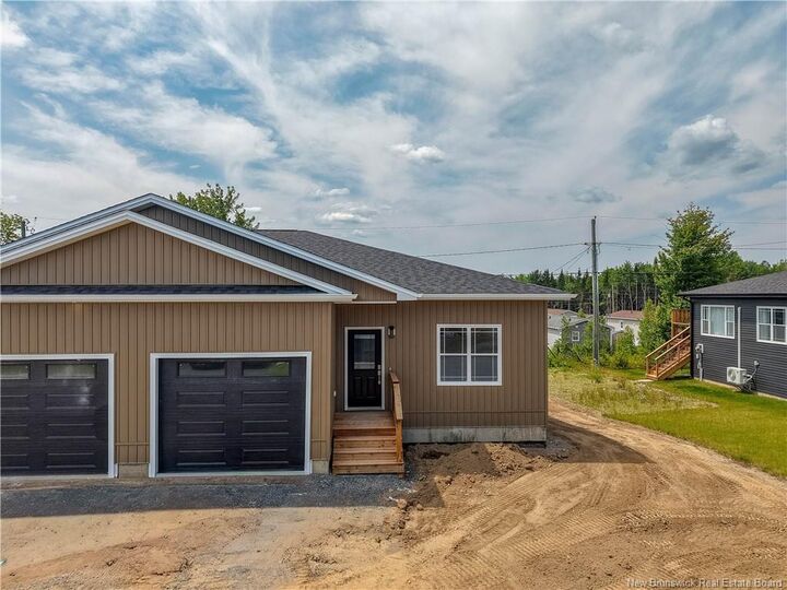 115 Glennorth Street — photo 1