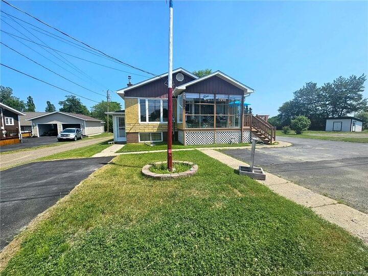Property Photo:  549 Principale  NB E8J 1J7 