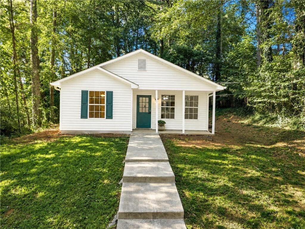Property Photo: 945 Buford Dam Road GA 30041