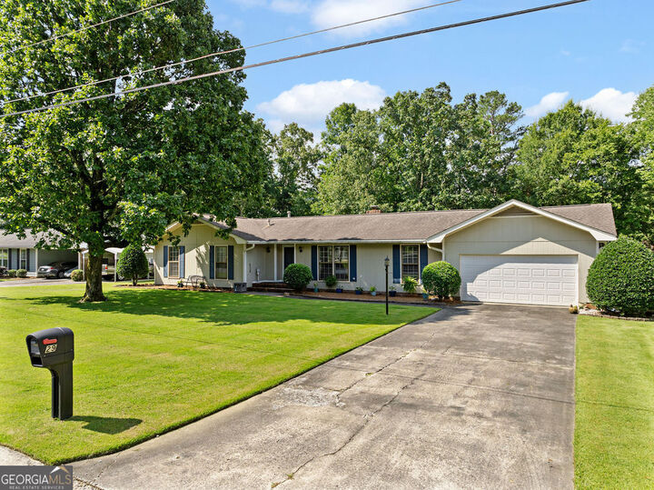 Property Photo:  29 Donley Drive NW  GA 30165 