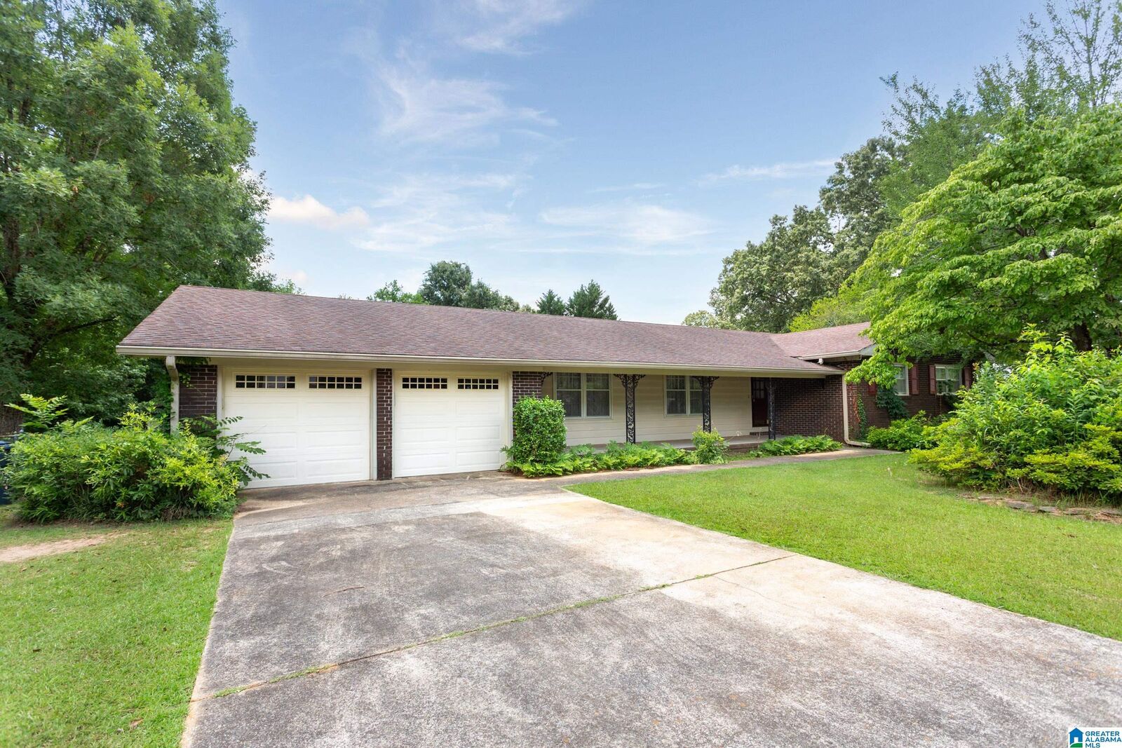 Property Photo:  3916 Lee Drive  AL 36207 