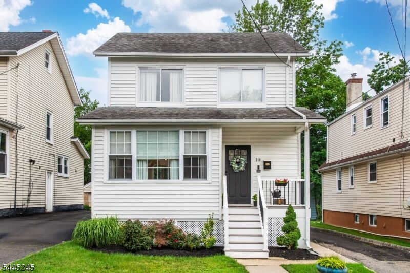 Property Photo:  210 Jacoby St  NJ 07040 