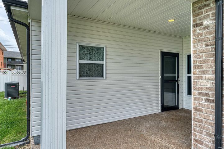 Property Photo:  8537 Pebble Creek Drive  IN 47630 