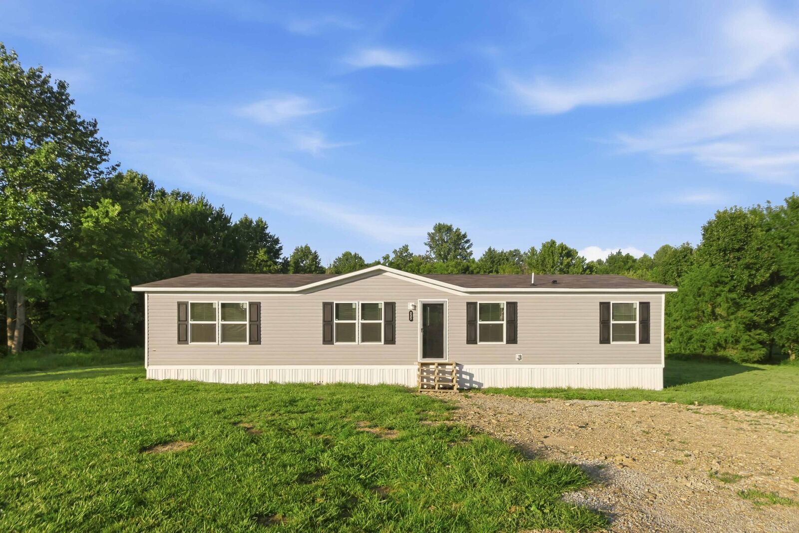 Property Photo:  233 Louis Waddle Road  KY 42553 