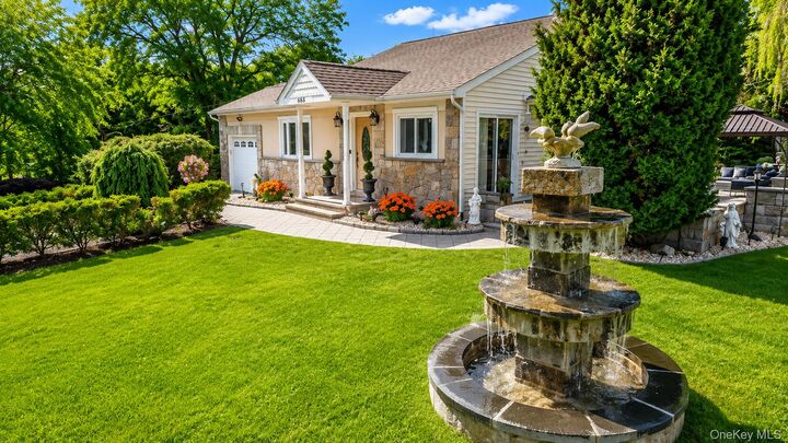 Property Photo:  688 Pleasantview Court  NY 10598 