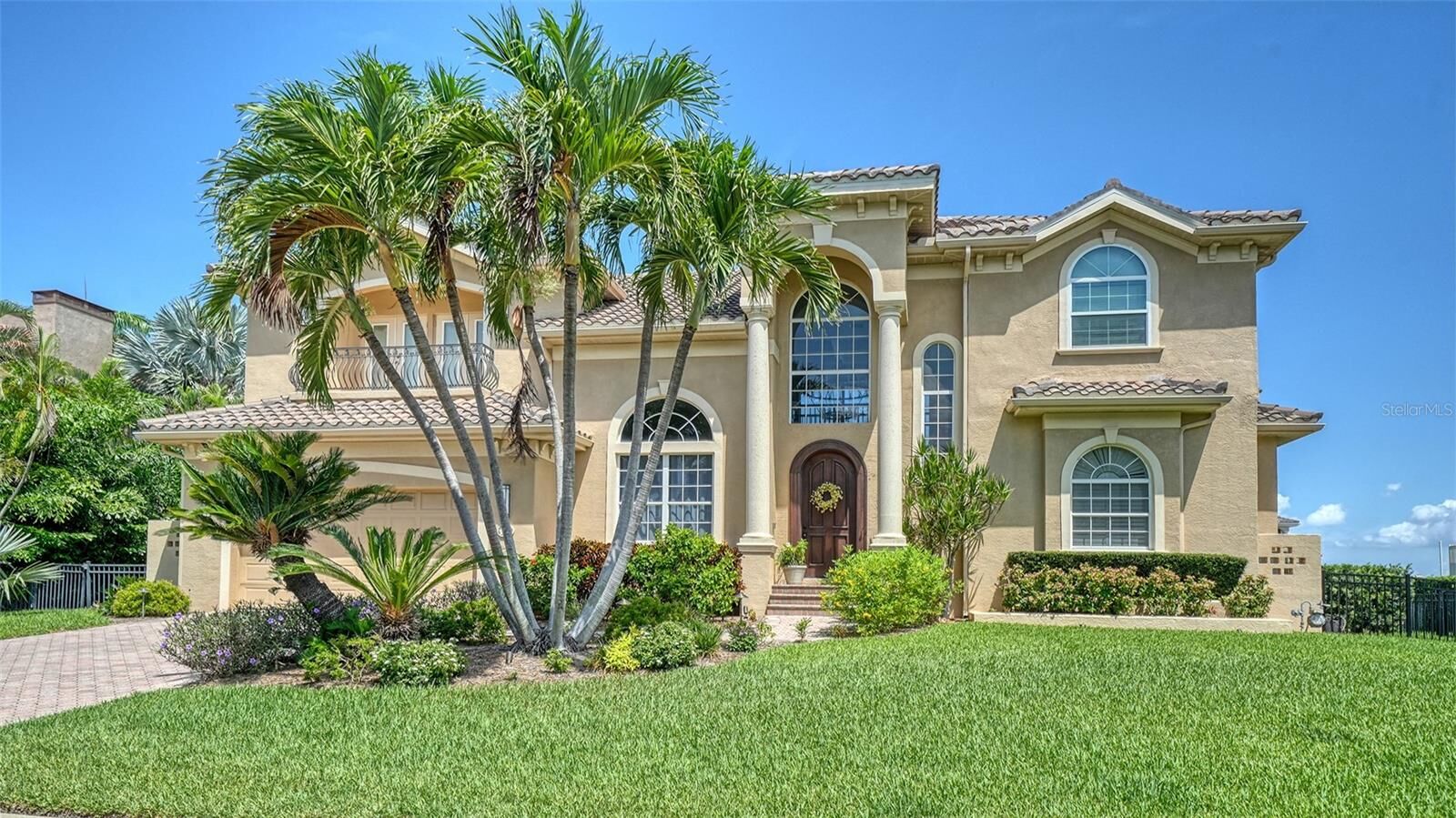 Property Photo:  657 Halyard Lane  FL 34228 