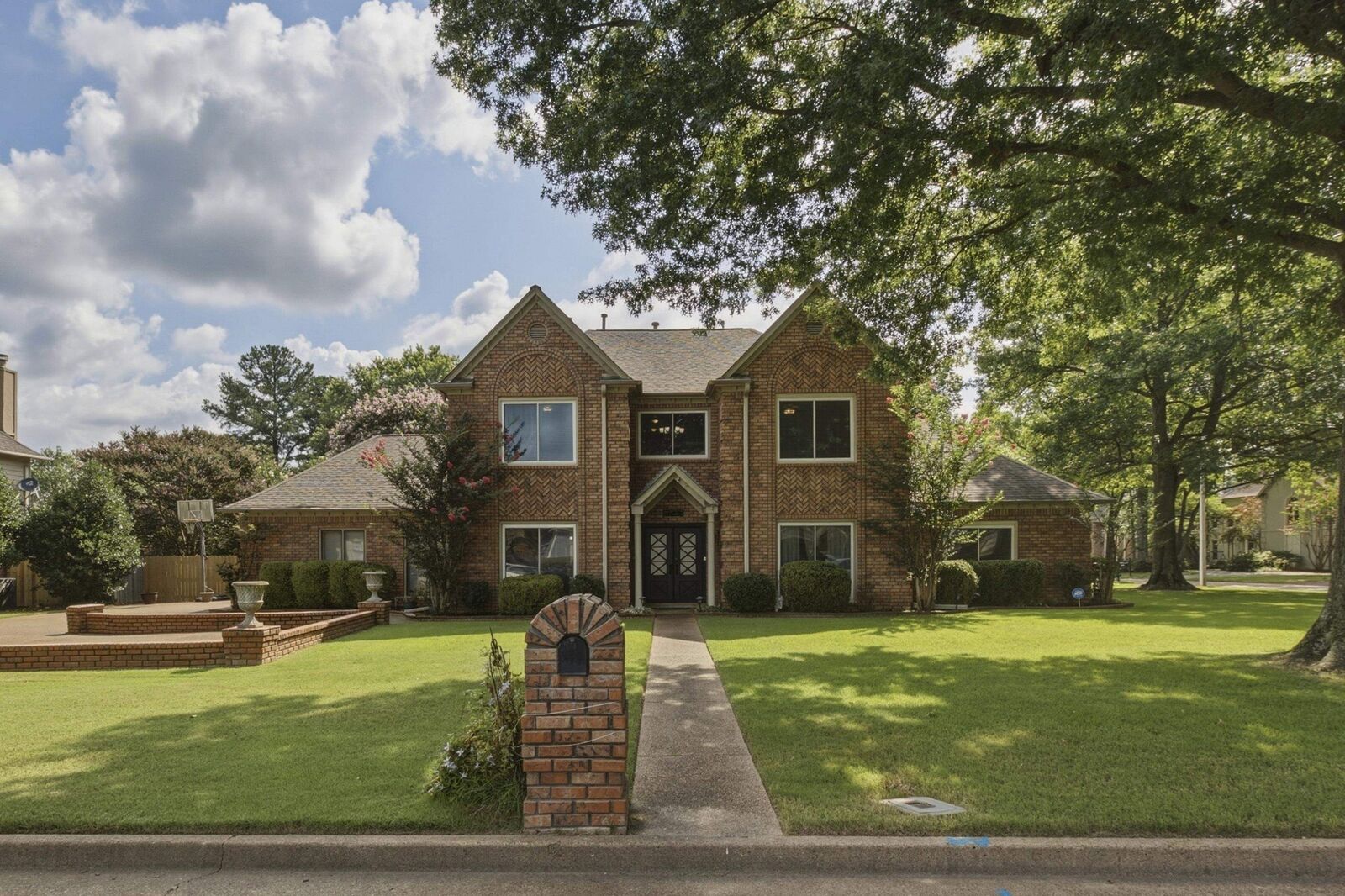 Property Photo: 9533 Dogwood Estates Dr TN 38139