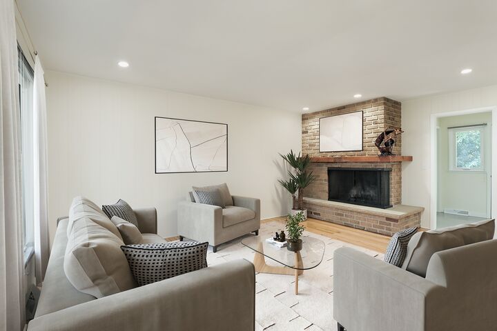 Property Photo:  2013 Clover Road  IL 60062 