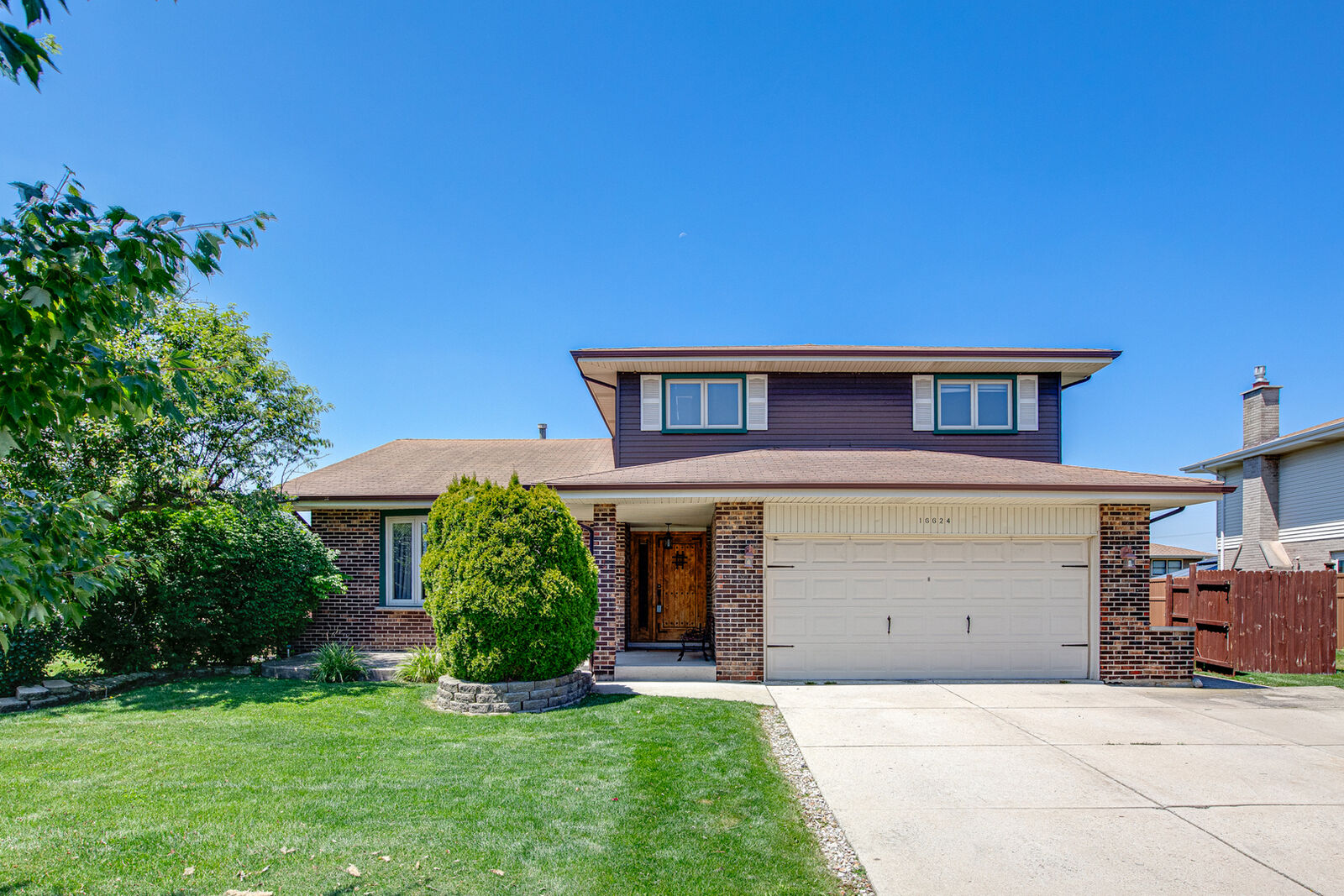 Property Photo: 16624 Henry Lane IL 60477