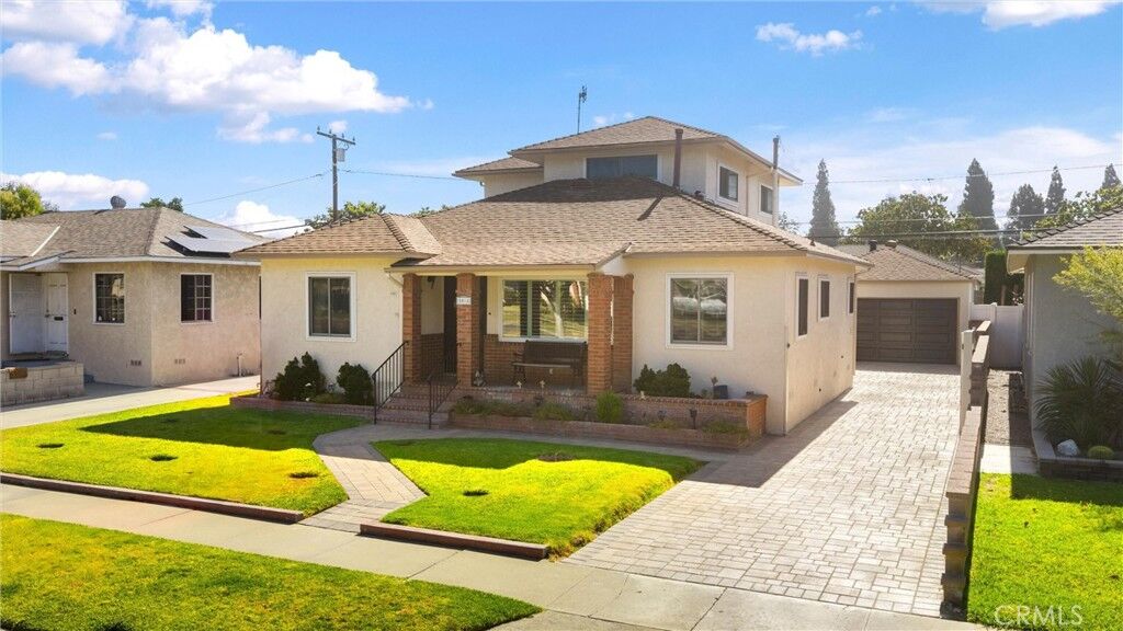 Property Photo:  5018 Bellflower Boulevard  CA 90713 