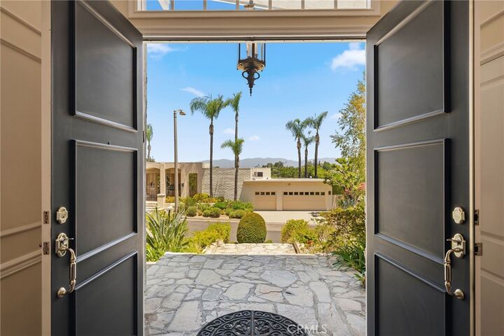 Property Photo: 17248 Quesan CA 91316