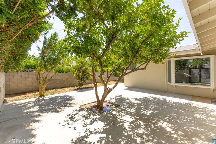 Property Photo: 17160 Rinaldi CA 91344