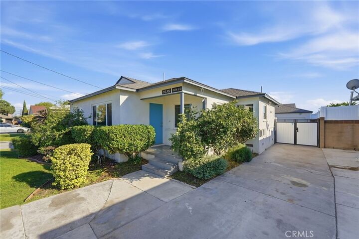 Property Photo:  9138 Rendalia  CA 90706 