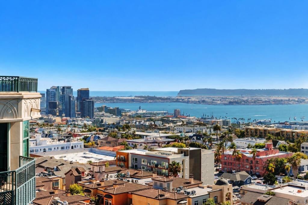 Property Photo:  2500 6th Avenue Penthouse 3  CA 92103 