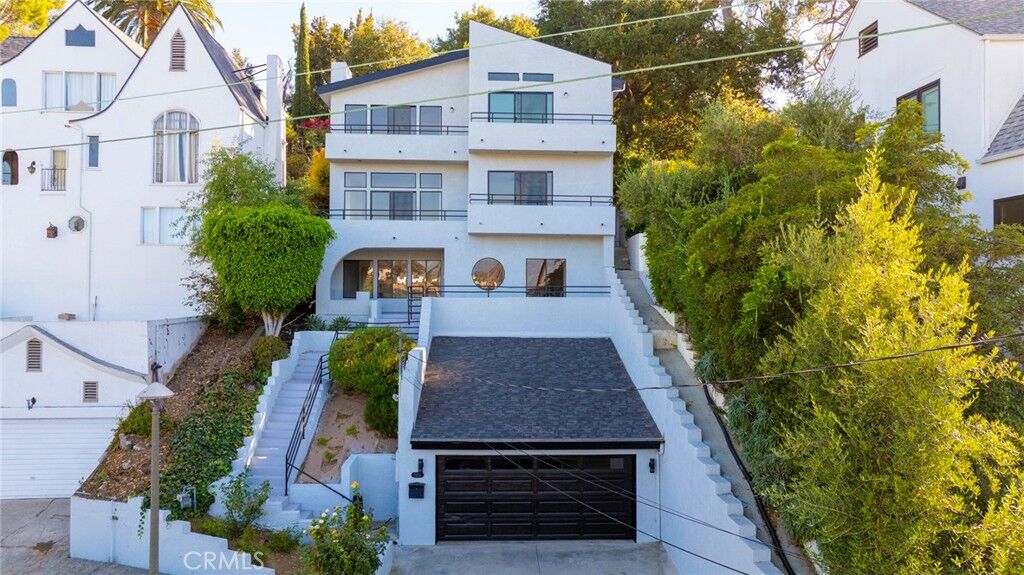 Property Photo:  1425 Columbia Dr  CA 91205 
