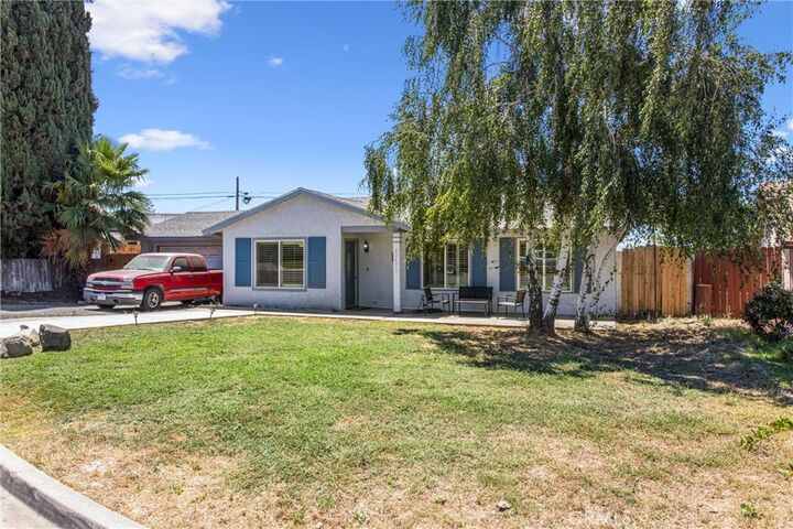 Property Photo:  40431 Rome Beauty  CA 92223 