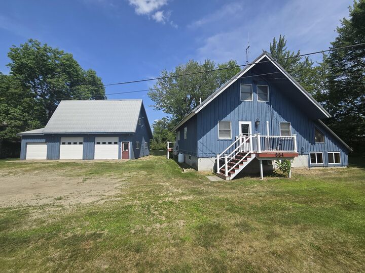 Property Photo: 884 Transalpine Road ME 04457