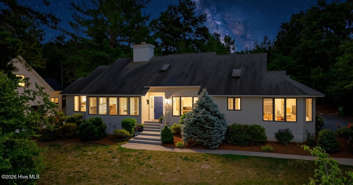 Property Photo:  720 Diamondhead Drive S  NC 28374 