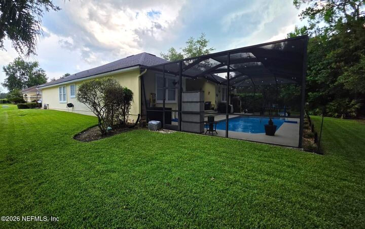 Property Photo: 2268 Links Drive FL 32003