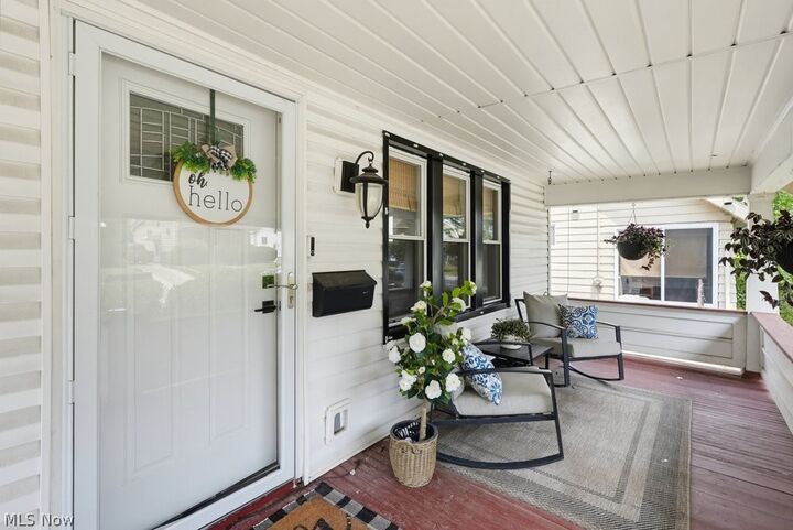 Property Photo: 1298 Neptune Avenue OH 44301