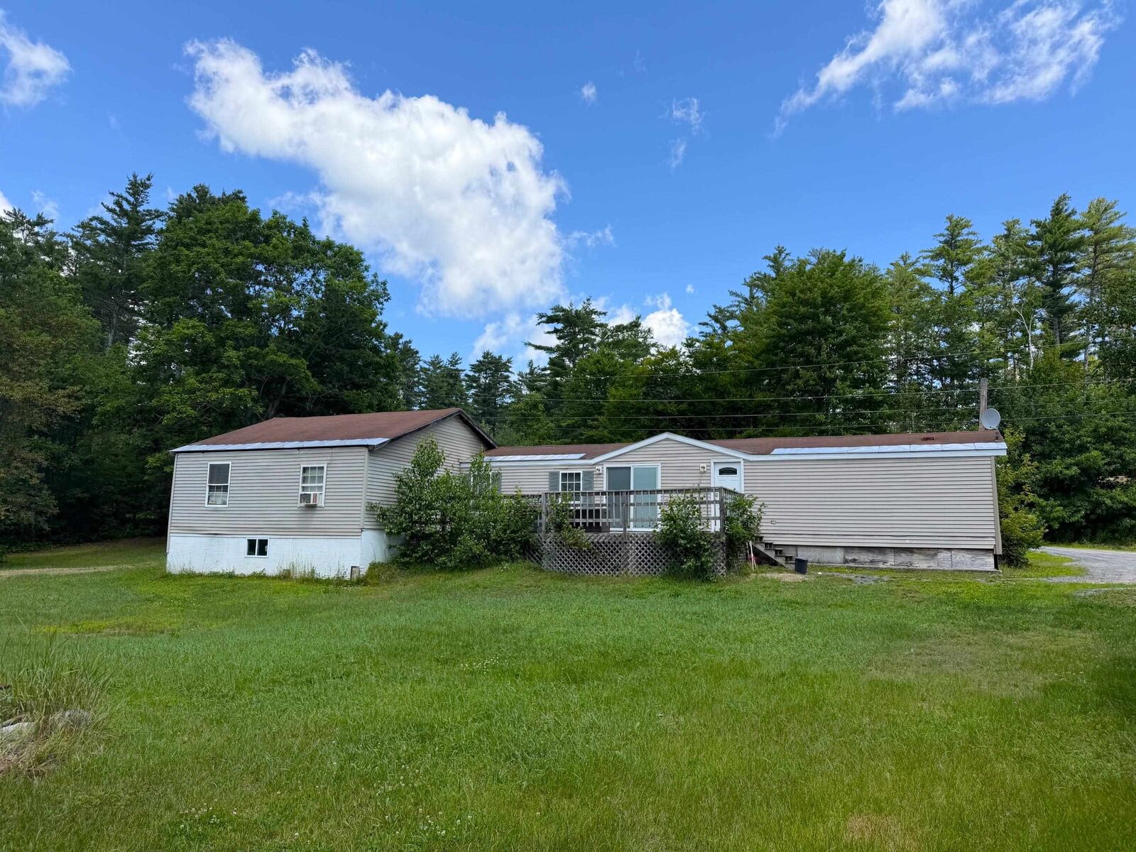 Property Photo:  41 Pine Tree Road  NH 03773 