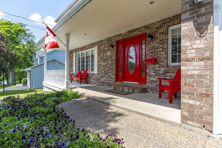 Property Photo:  85 Brentwood Drive  NS B4A 3S2 
