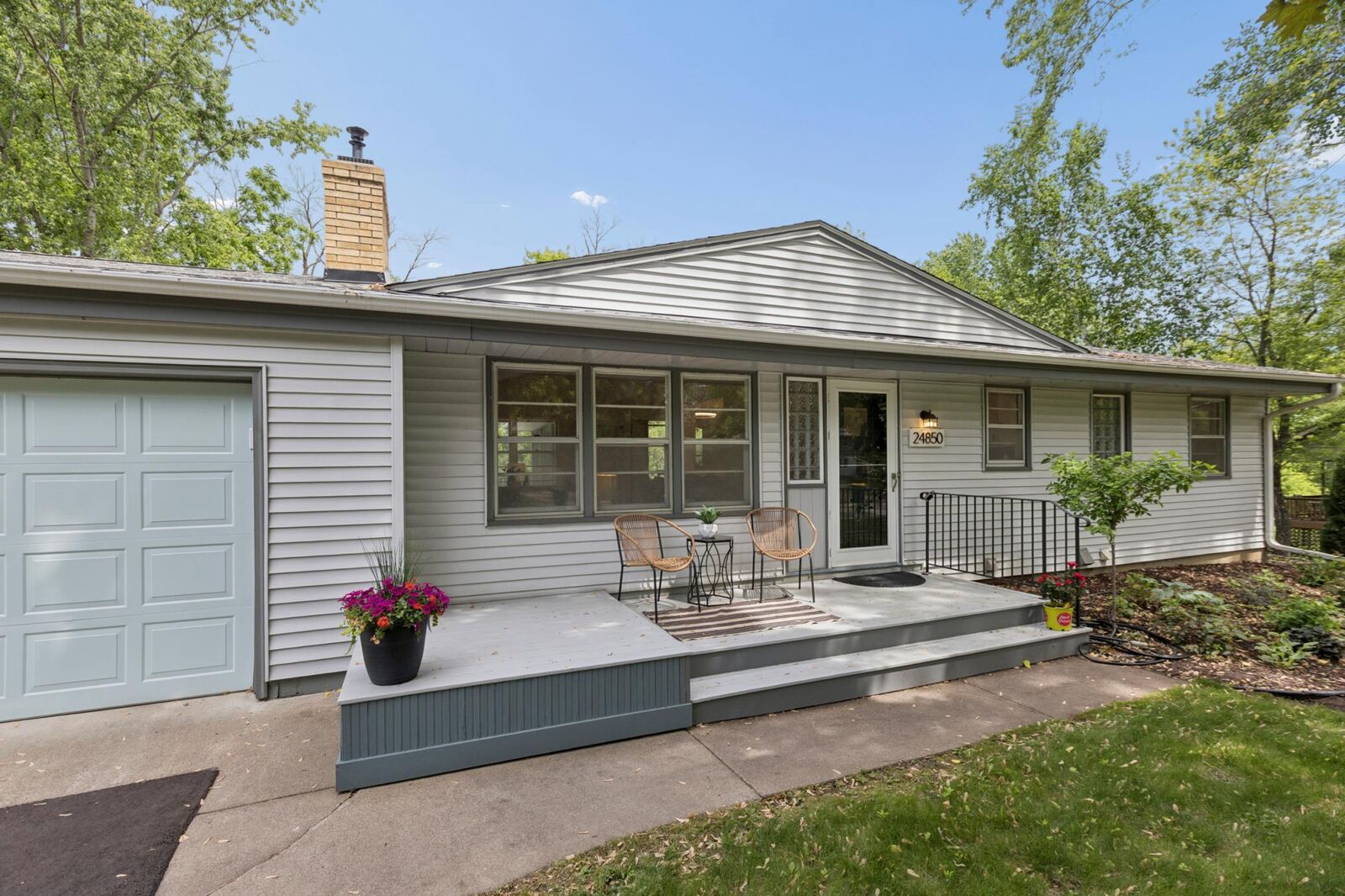 Property Photo:  24850 Amlee Road  MN 55331 