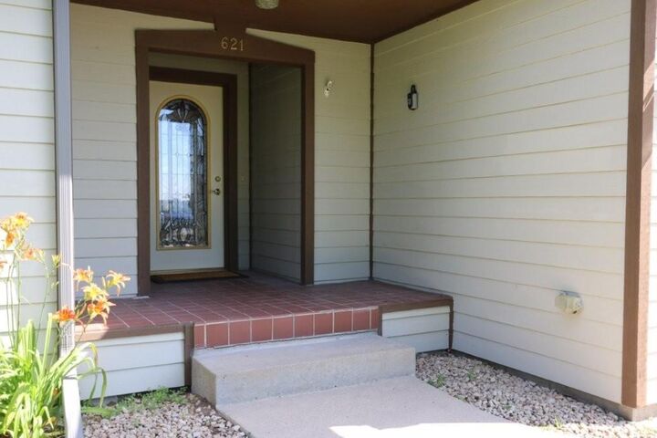 Property Photo:  621 6th Street NE  MN 56573 