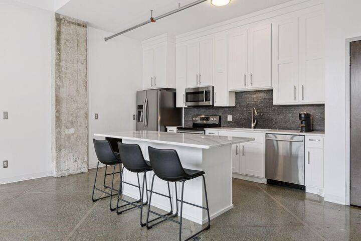 Property Photo:  350 Saint Peter Street 908  MN 55102 