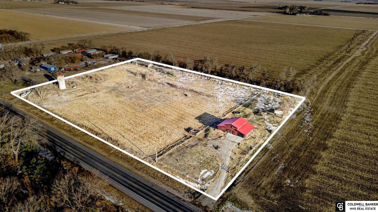Property Photo: 1124 Platte River Road NE 68649-3065