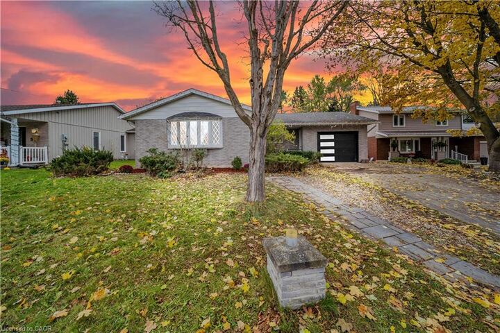 5 Centennial Drive — photo 1