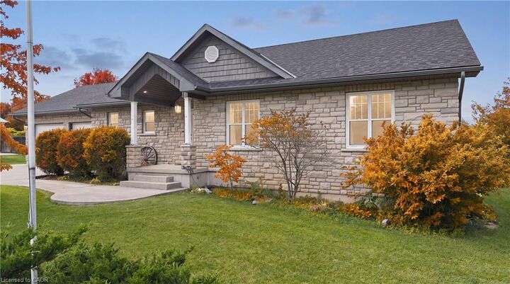 Property Photo: 14 Regency Drive ON N0G 1M0
