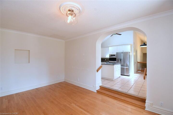Property Photo:  506 Aberdeen Avenue  ON L8P 2S2 