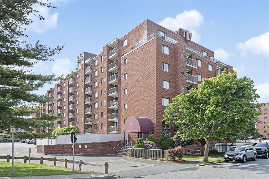 Property Photo:  30 Revere Beach Pkwy 116  MA 02155 