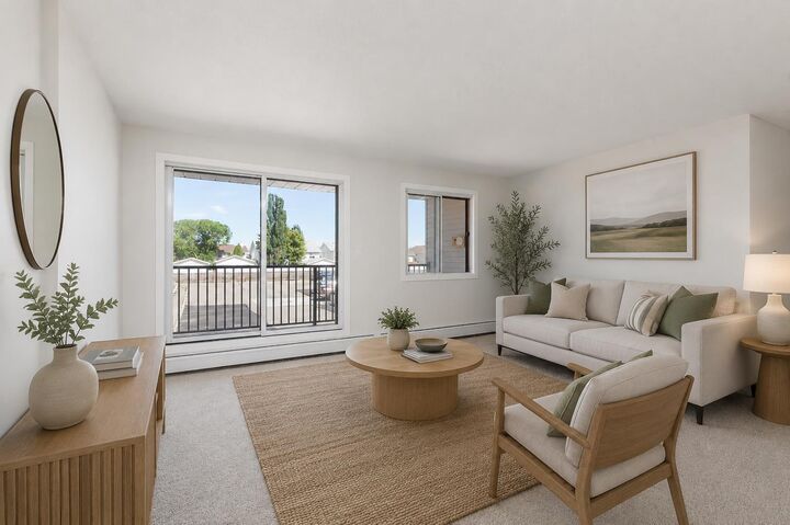 Property Photo:  85 Foxbend Crescent 216  AB T1H 5T4 