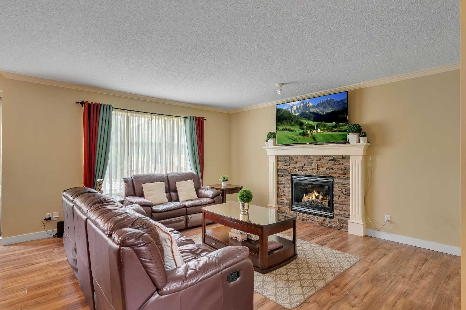 Property Photo:  105 West Creek Pond  AB T1X 1H4 